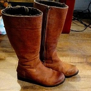 UGG Tall Leather Broome Riding Boots 👢 ❤️❤️